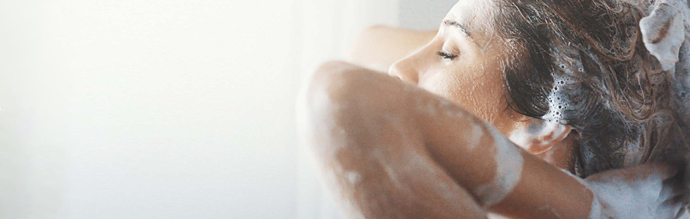 5 shampoings bio qui vont prendre soin de vos cheveux en hiver