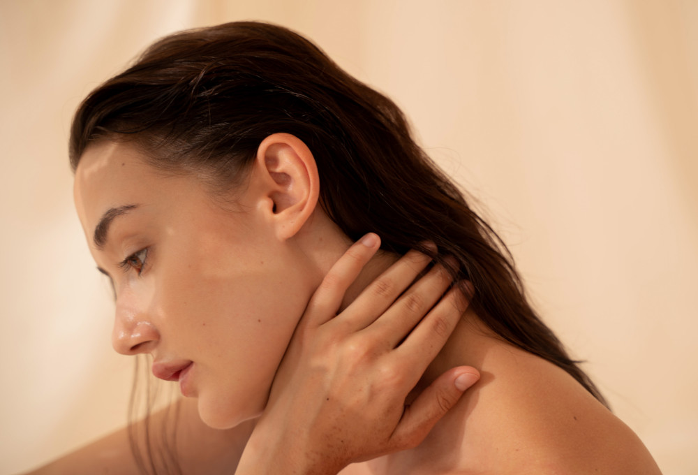 Canicule : quelle est la routine beaut&eacute; id&eacute;ale pour garder une belle peau malgr&eacute; la chaleur ?