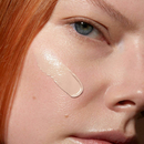 Madara - Fond de teint semi-mat aux peptides - Skinonym (6 teintes)