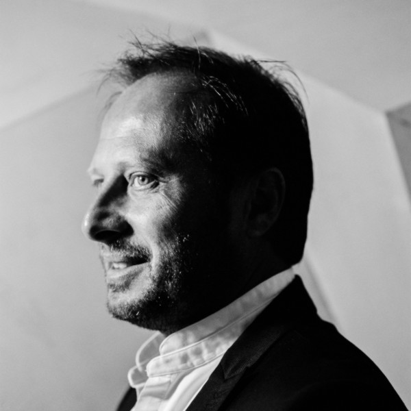 Art Meets Art - Like a Virgin Unplugged Edition