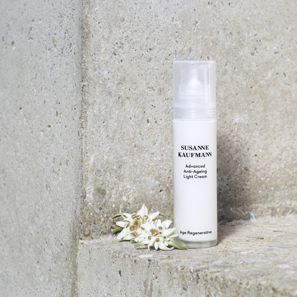Susanne Kaufmann - Cr&egrave;me l&eacute;g&egrave;re anti-&acirc;ge avanc&eacute;e