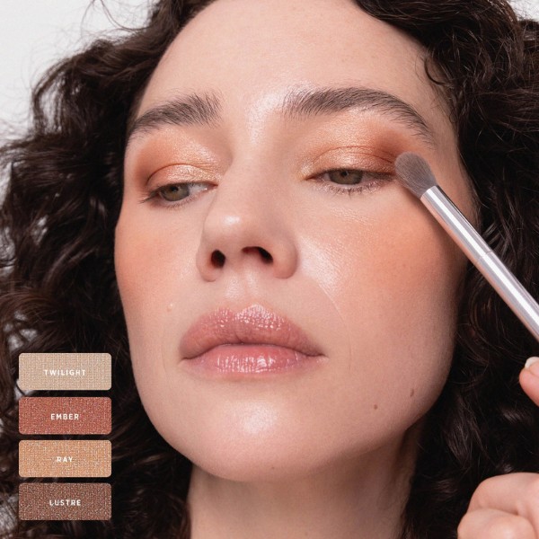 Ere Perez - Chamomile Eye Palette - Light Shimmer Ere Perez - Chamomile Eye Palette - Light Shimmer
