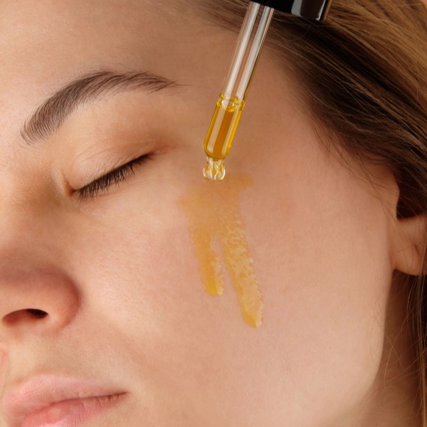 Azra Botanical Simplicity - Huile au bakuchiol & rétinol Daily Support Oil Azra Botanical Simplicity - Huile au bakuchiol & rétinol Daily Support Oil