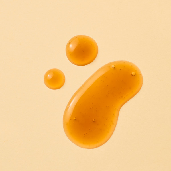 autobronzant visage sans traces avec DHA naturel et acide hyaluronique naturel