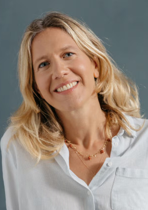 Anne-Sophie Nardy, fondatrice de la marque On The Wild Side, passionn&eacute;e de plantes sauvages
